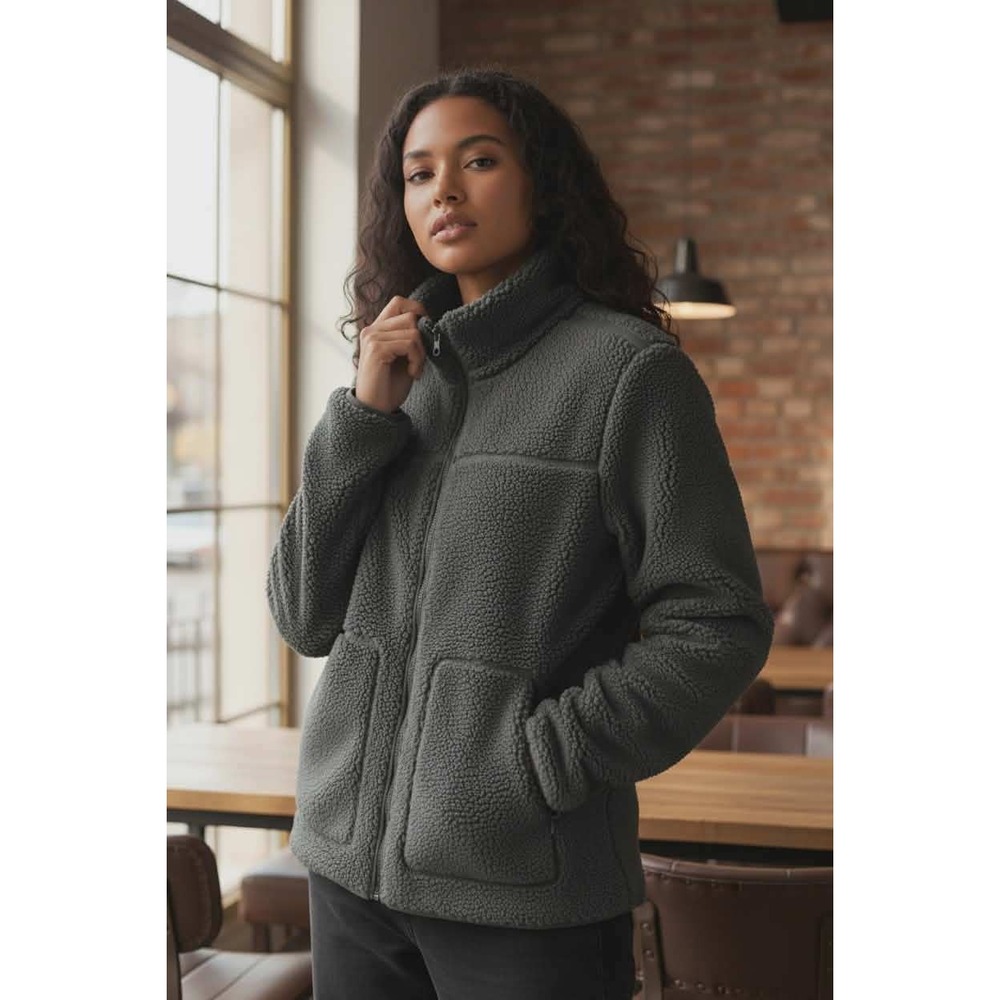 EUC Lands End Women XL Sherpa Fleece Jacket Full Zip Gray Quilted Lined Pockets